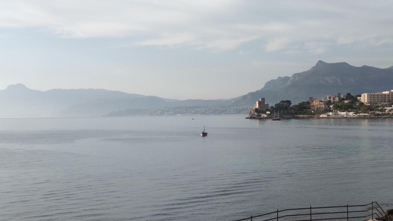 Nereidi Bed and Breakfast Santa Flavia Buitenkant foto